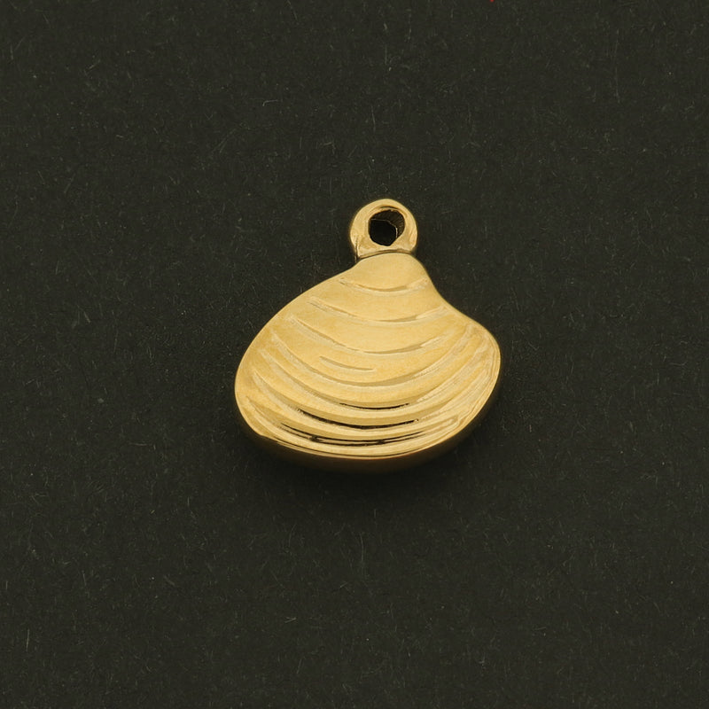 14k Shell Charm - Beach Pendant - 14k Gold Plated Stainless Steel - GLD764