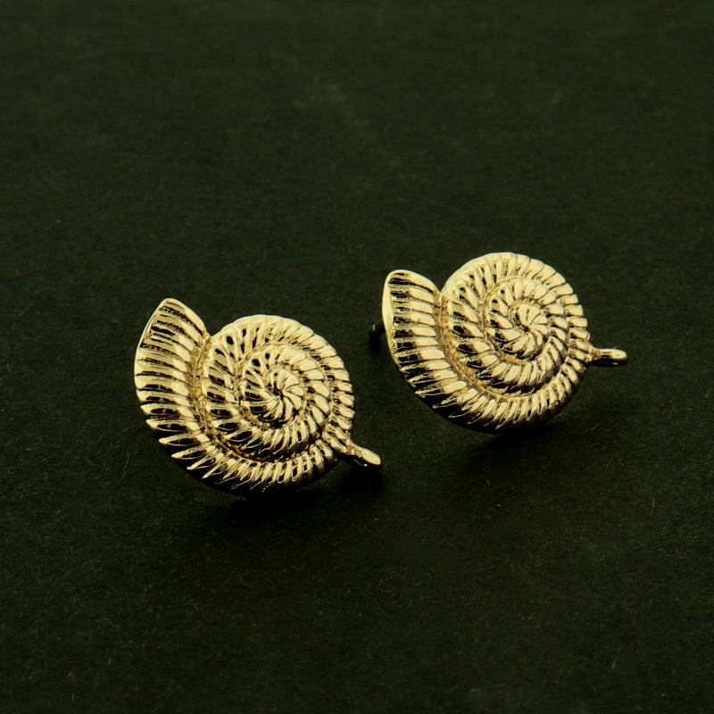 14k Sea Shell Earrings - 1 Pair - Conch Design - 14k Gold Plated Brass - GLD1036