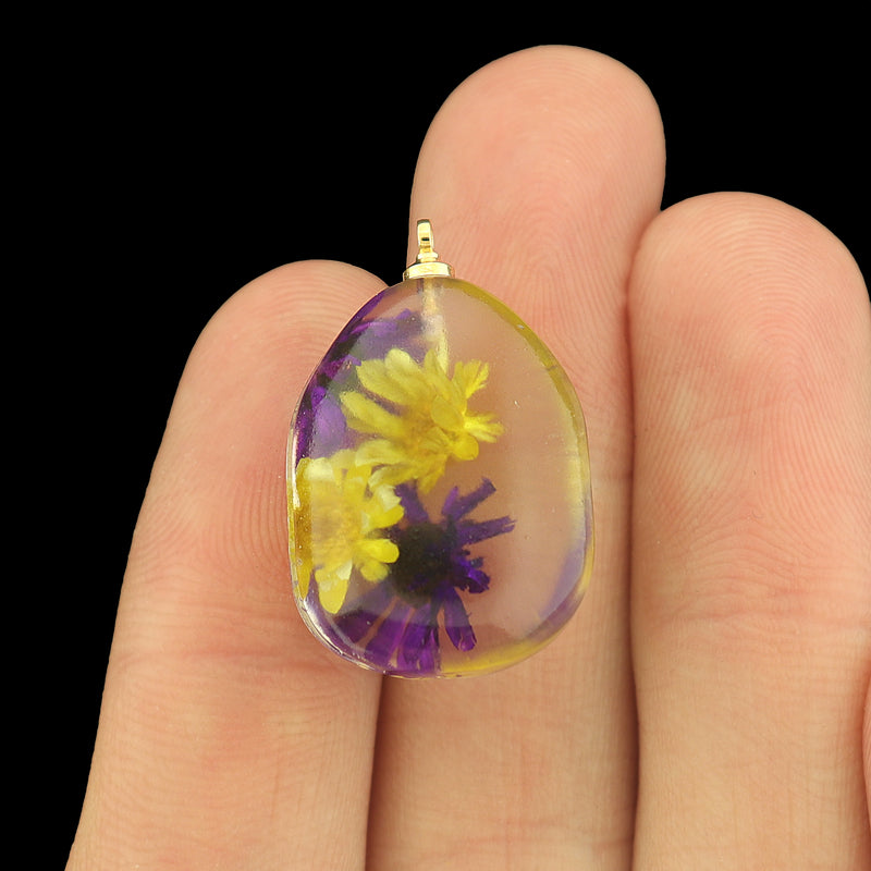 Flower Resin Pendants - Eye Catching Real Dried Flowers - Choose Your Color!