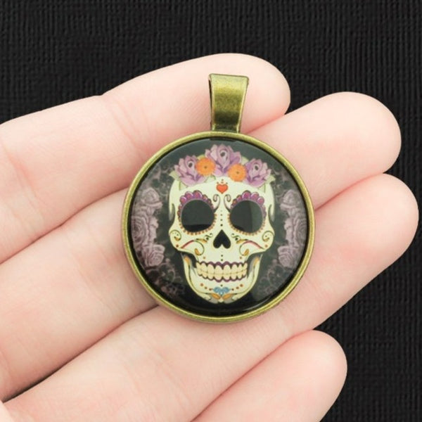 Tête de mort florale ton bronze antique et breloque cabochon en verre - BC291