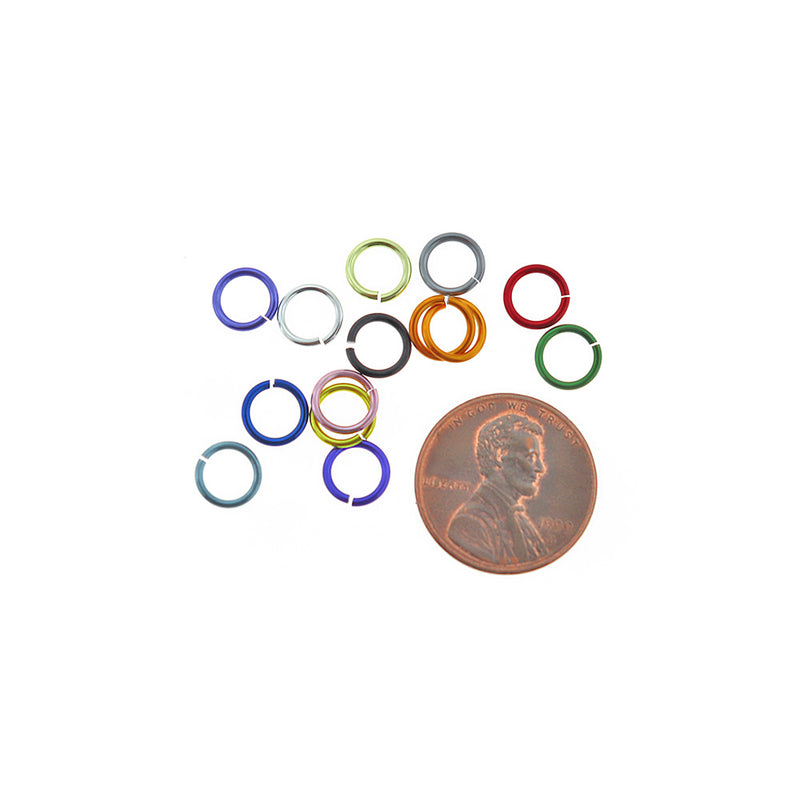 Assortiment d'anneaux en aluminium anodisé arc-en-ciel 7 mm x 1 mm - Calibre 18 ouvert - 50 anneaux - J251