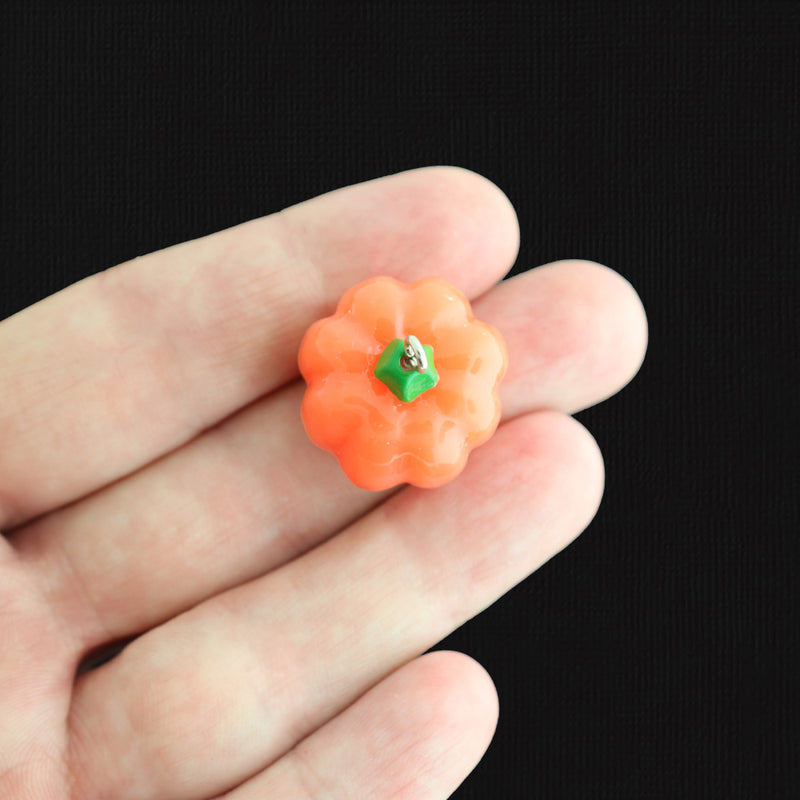 4 Pumpkin Resin Charms - K682