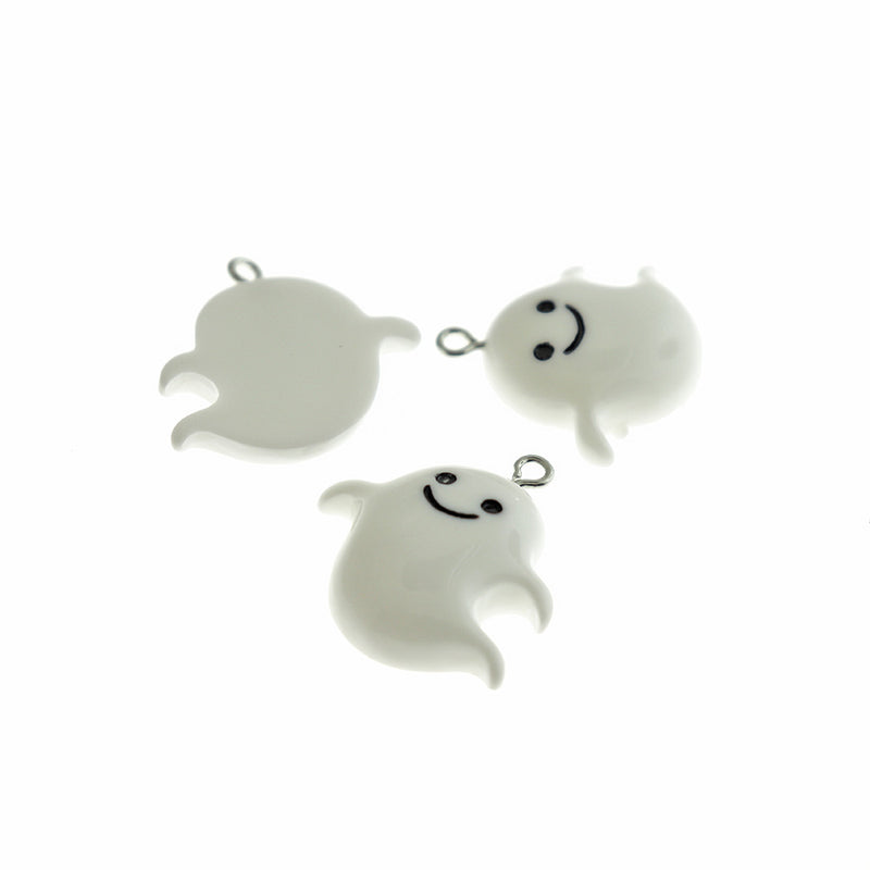 4 Ghost Resin Charms - K652